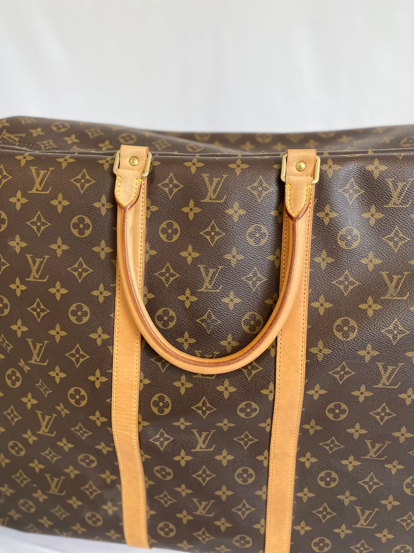 Louis Vuitton Sirius Luggage