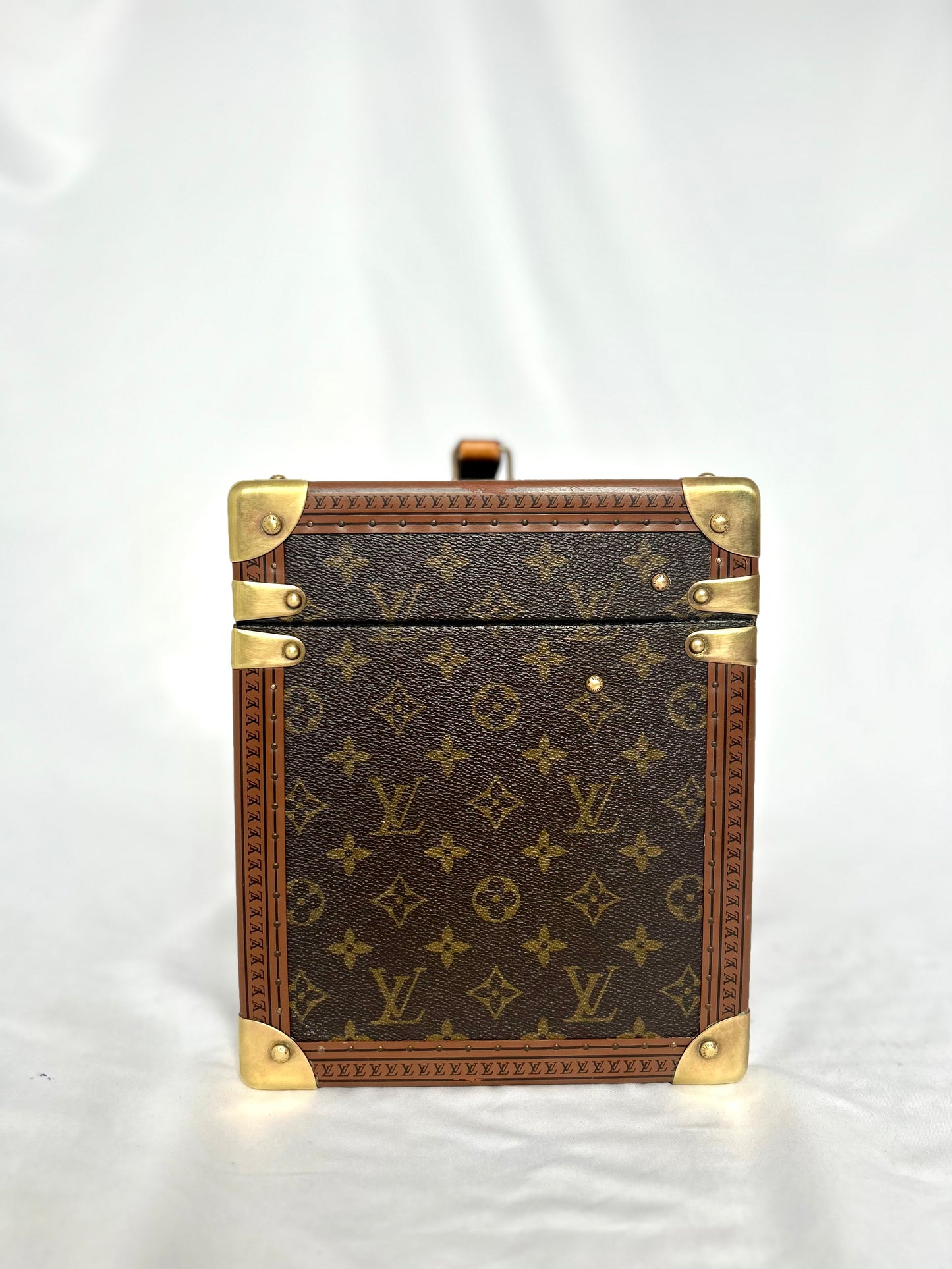Louis Vuitton Vanity Boite Pharmacies Trunk