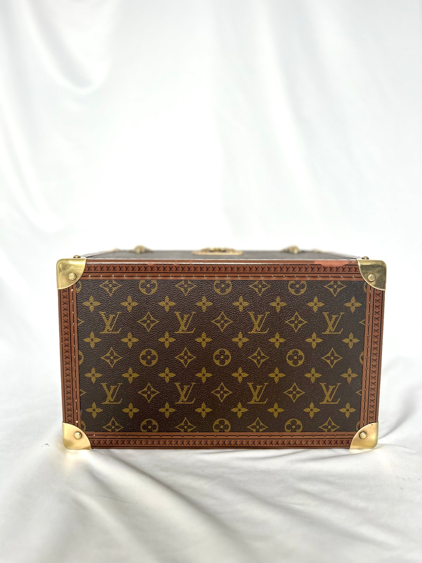 Louis Vuitton Vanity Boite Pharmacies Trunk