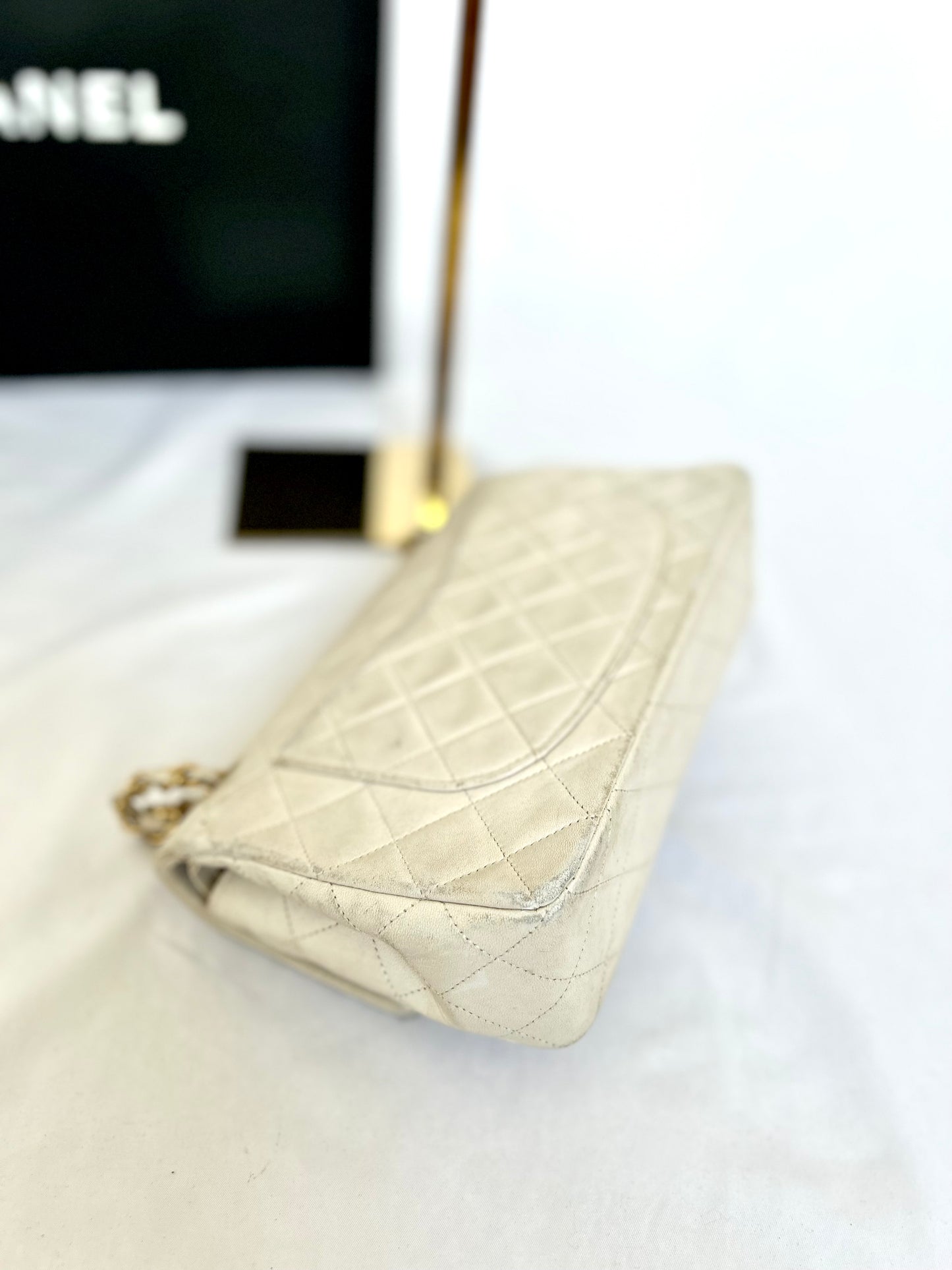 White Vintage Chanel Preloved Designer Lambskin Medium Classic Flap