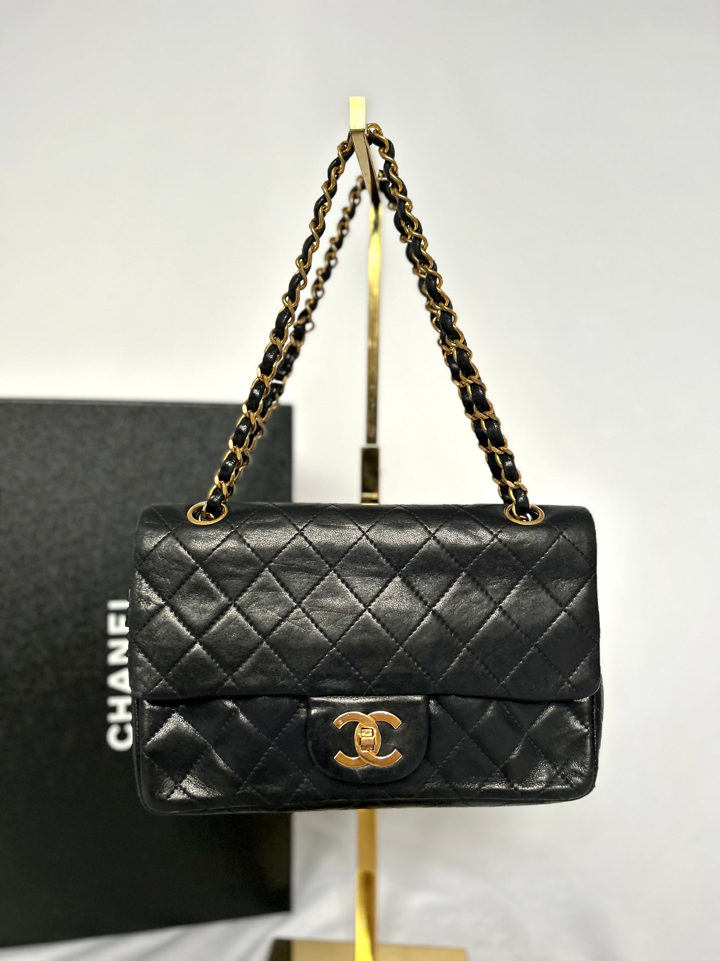 Black Small Vintage Lambskin Chanel Classic Flap