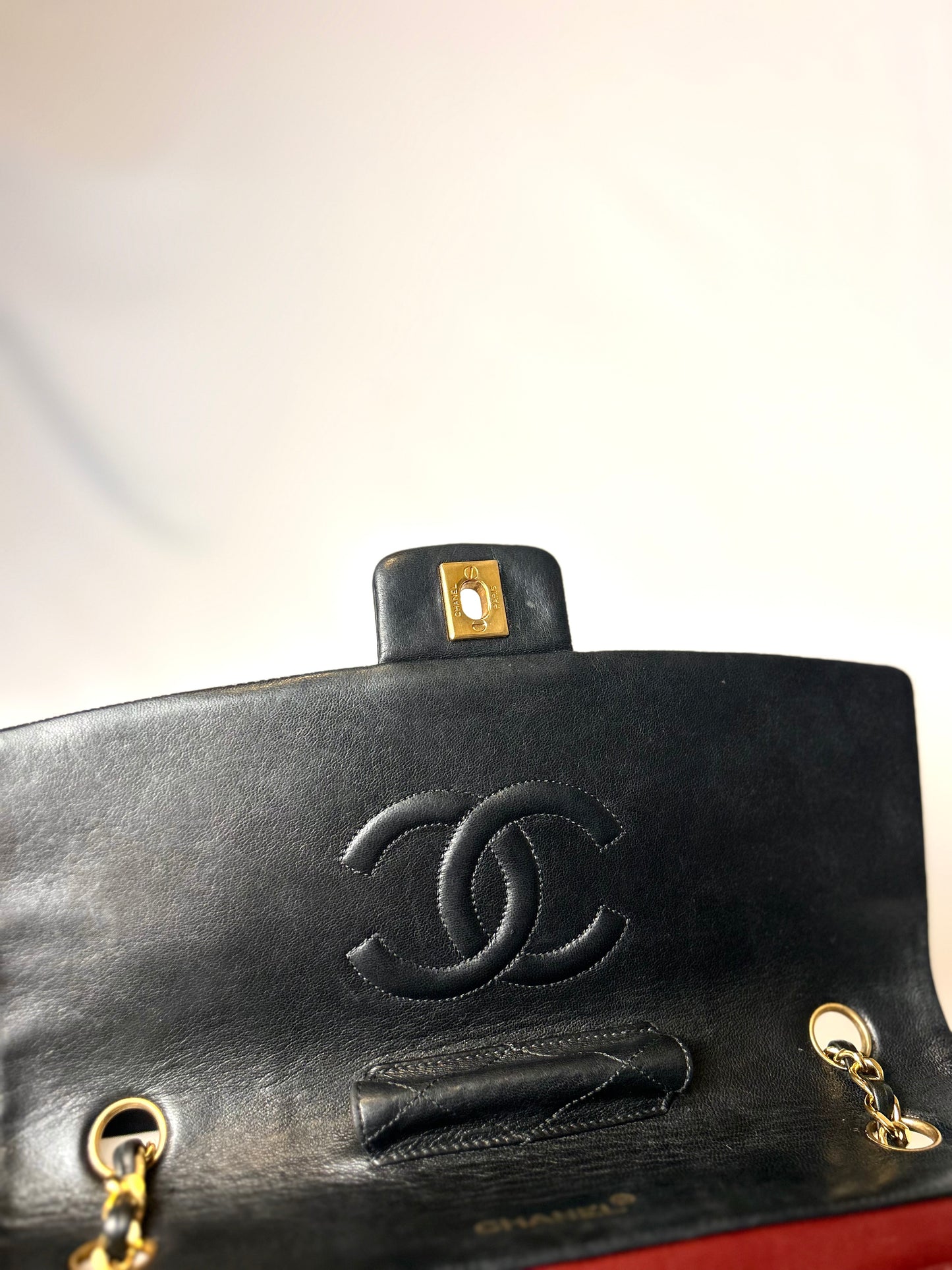 Authentic 1990s Chanel Single Lambskin Flap Bag