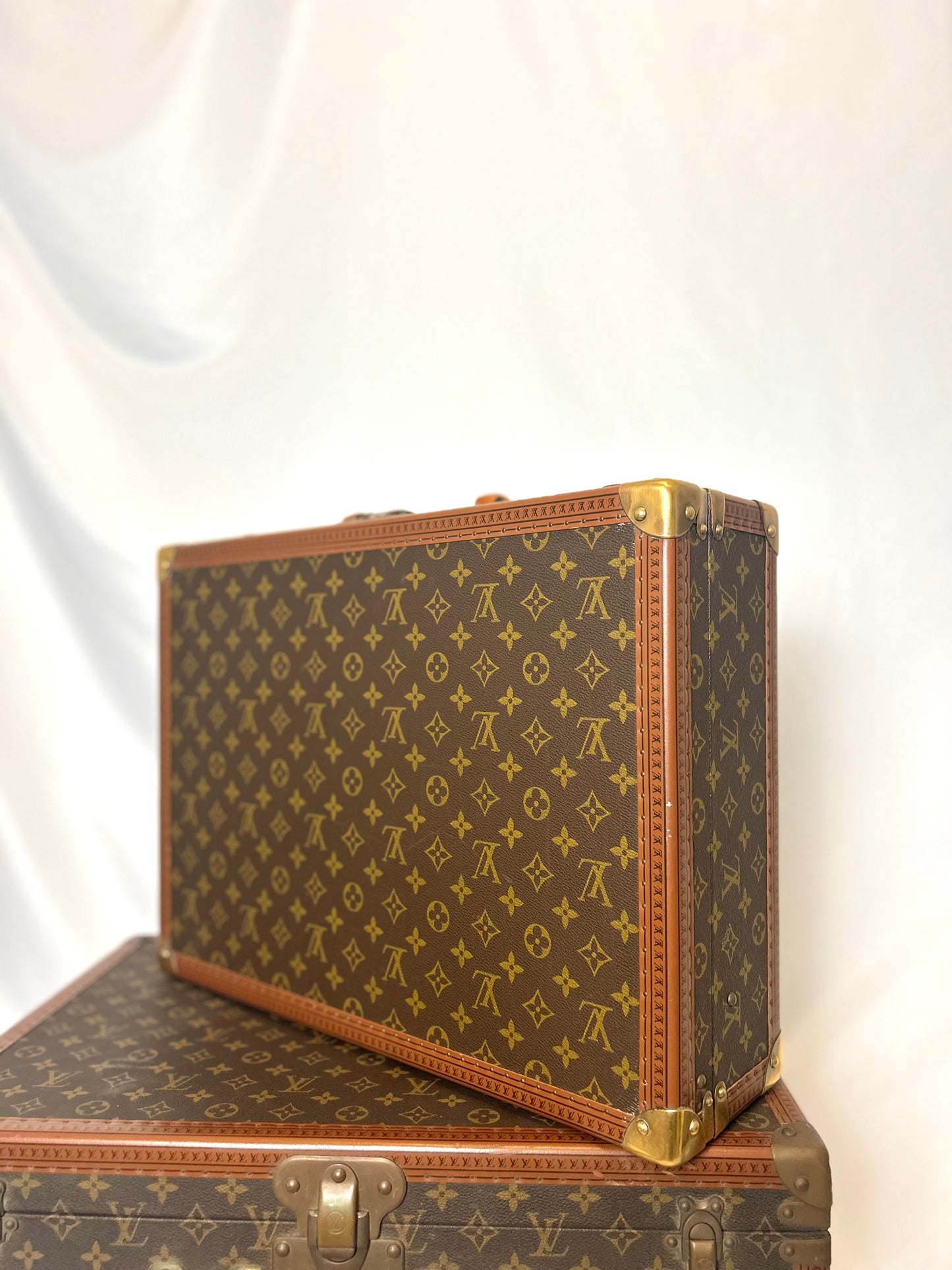 2 Louis Vuitton Trunks