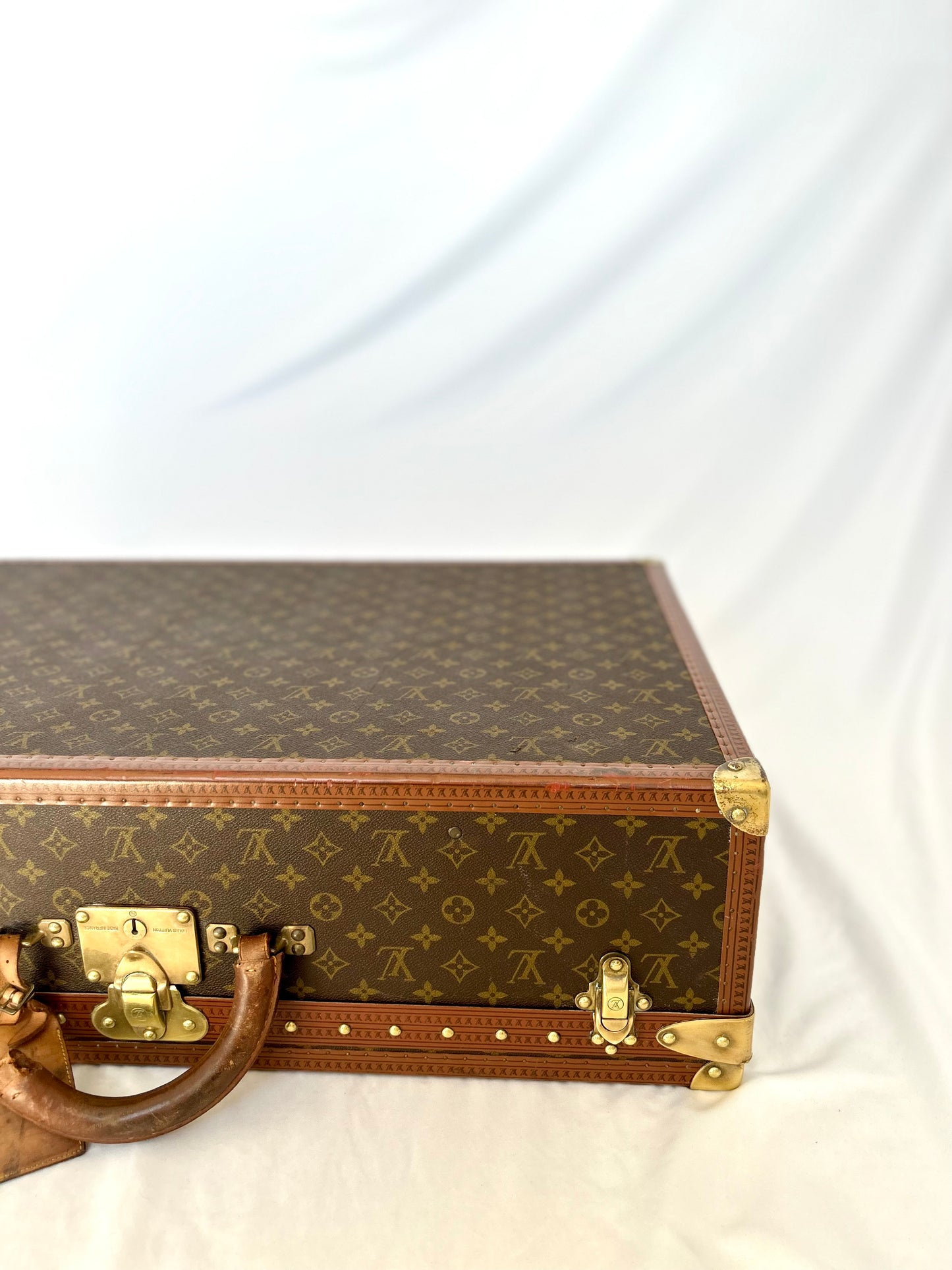 Louis Vuitton Alzer Broken Handle