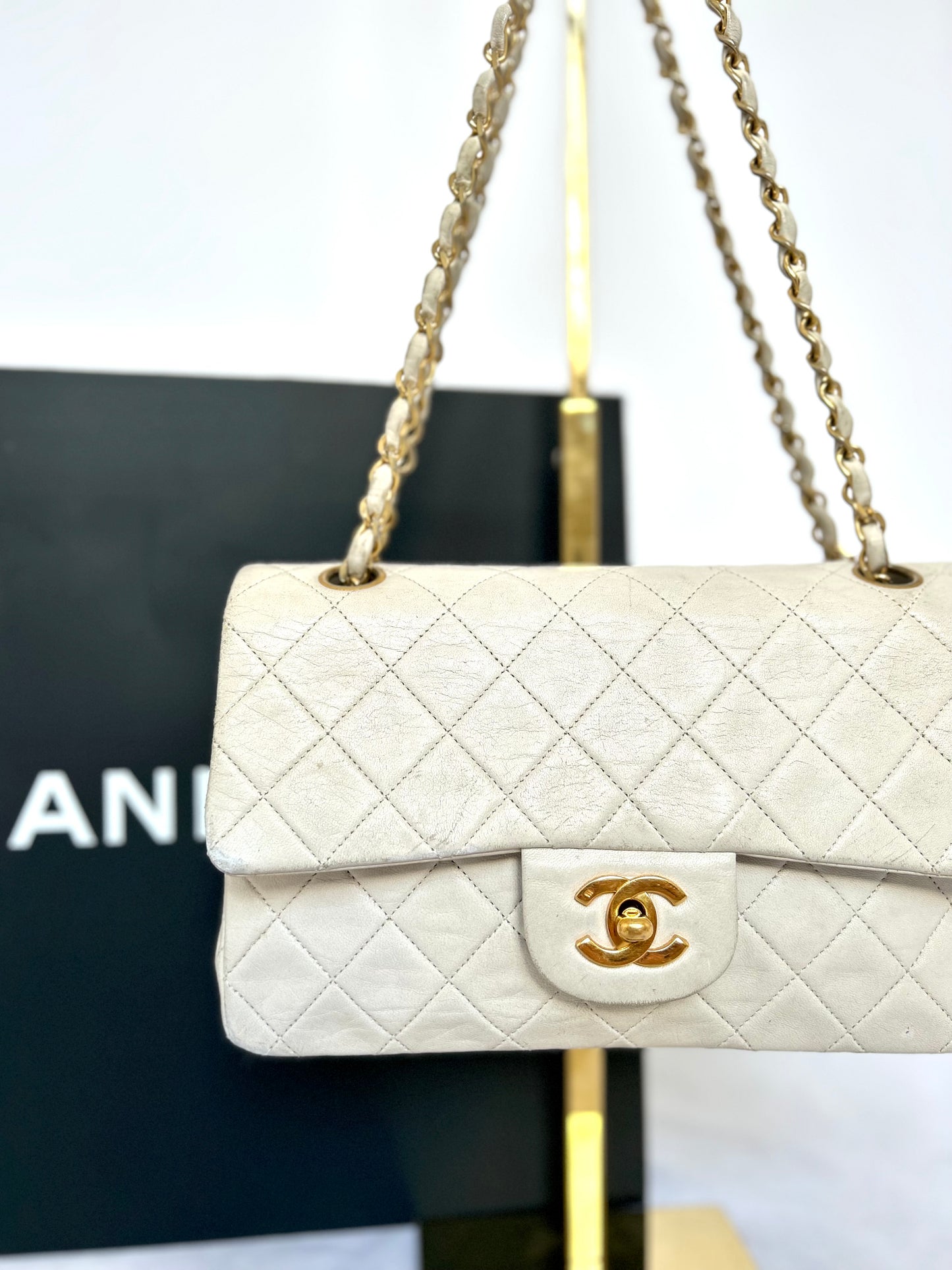 White Vintage Chanel Preloved Designer Lambskin Medium Classic Flap