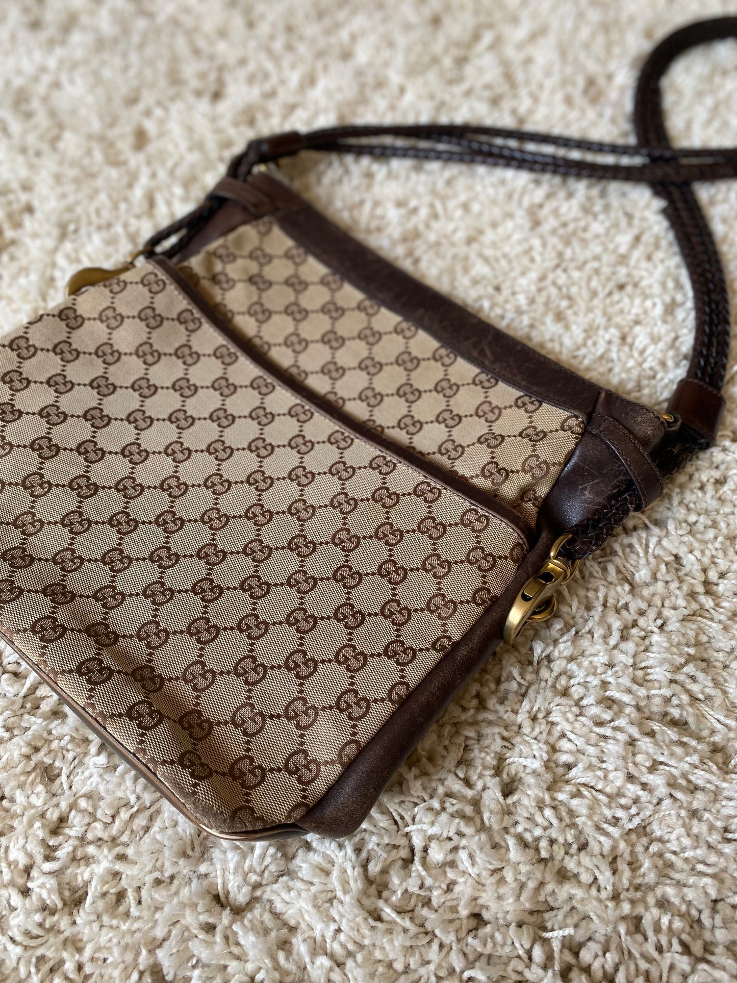 Gucci Messenger / Crossbody Bag